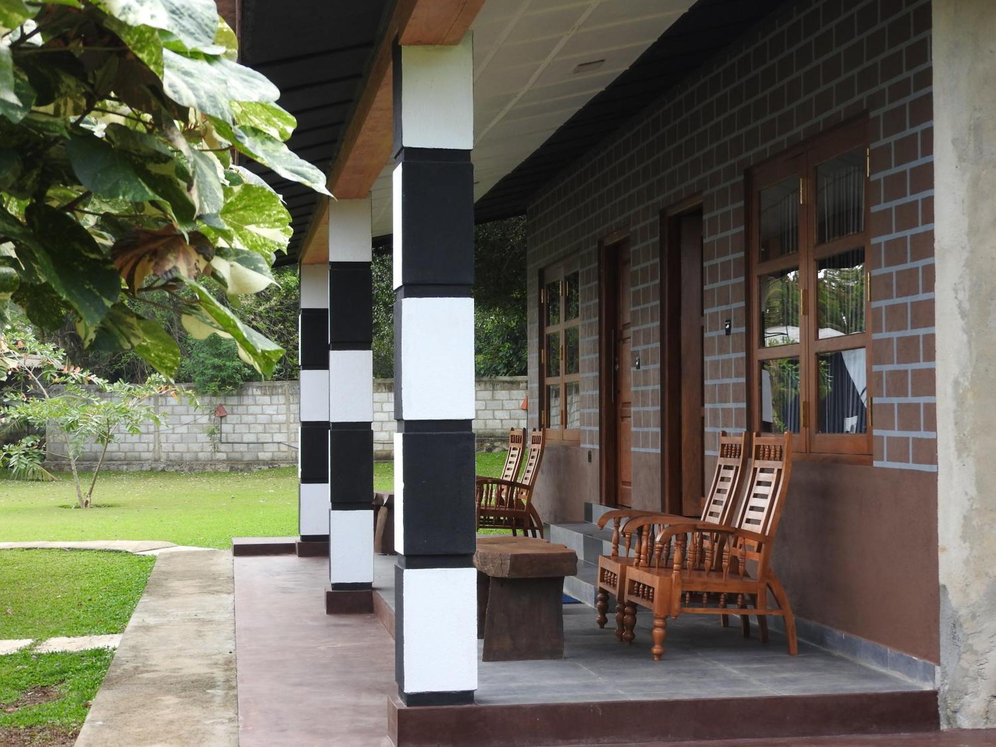 Eco Hotel Black & White - Anuradhapura Mihintale Zewnętrze zdjęcie