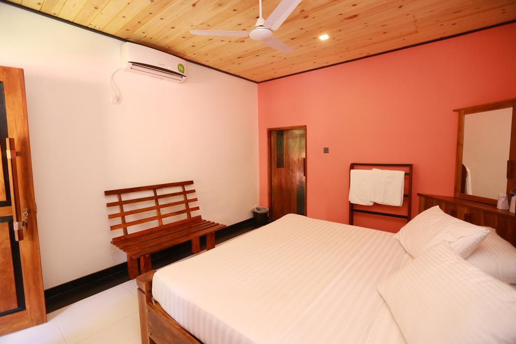Eco Hotel Black & White - Anuradhapura Mihintale Zewnętrze zdjęcie