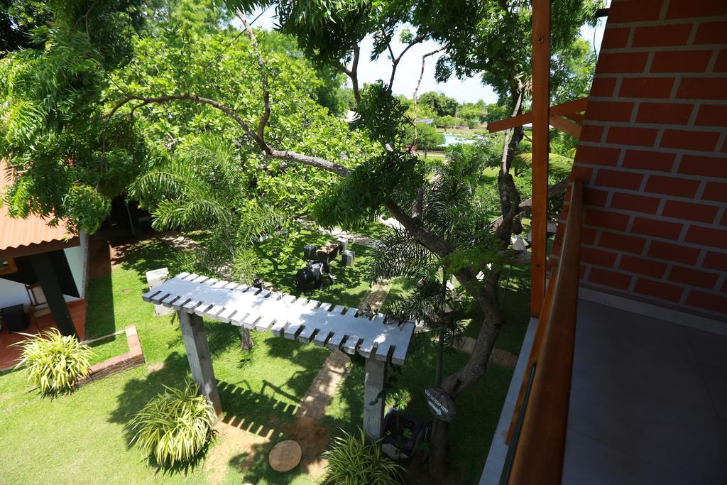 Eco Hotel Black & White - Anuradhapura Mihintale Zewnętrze zdjęcie