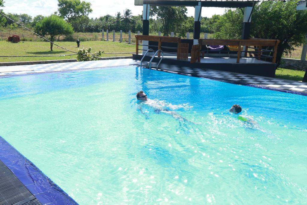 Eco Hotel Black & White - Anuradhapura Mihintale Zewnętrze zdjęcie