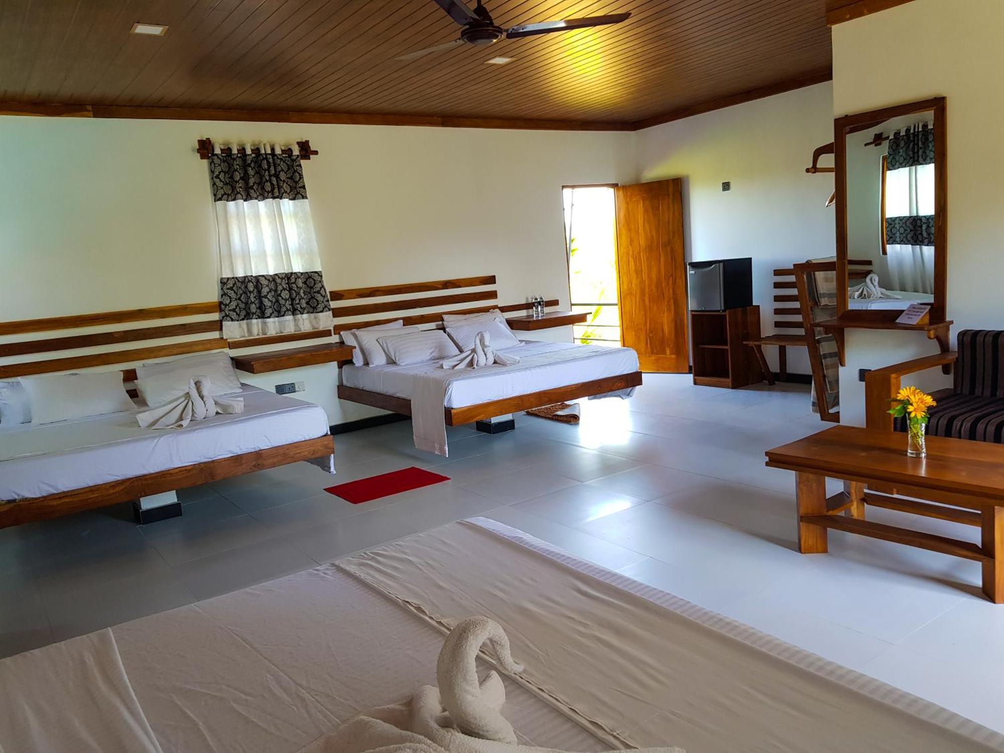 Eco Hotel Black & White - Anuradhapura Mihintale Zewnętrze zdjęcie
